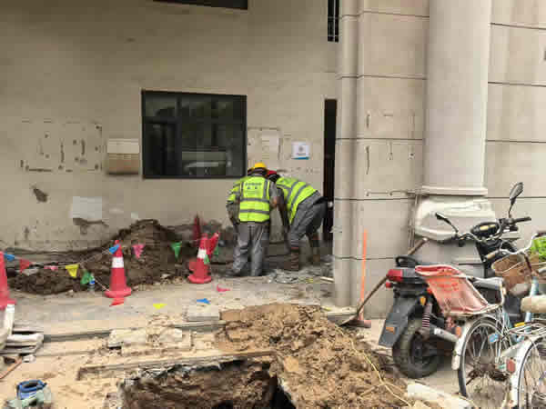 精準(zhǔn)監(jiān)測(cè)除隱患！滄州供排水集團(tuán)快速處置供水漏點(diǎn)